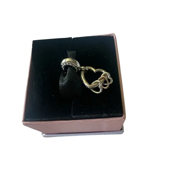 NWT Pandora Heart full of Hearts Silver Twisted Bracelet Dangle Charm - Picture 3 of 7